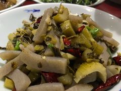 -窄巷子陕菜馆·地道陕西菜(粉巷店)