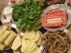 -月圆火锅(宁海东路二店)