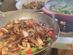 -鸽子侯·家宴·平价海鲜(绿地店)