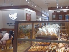 -小飞象面包公社(珠江路金鹰店)