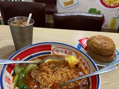 -伙记茶档(龙海风情小镇店)