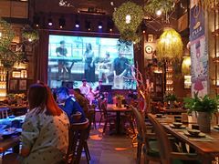 -临界音乐酒馆·小龙虾·江湖菜(华熙LIVE·鱼洞店)
