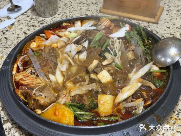 真利味·脊骨火锅·正宗韩国料理(韩乐坊店)图片