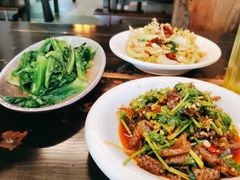 -饭桌故事·血鸭湘(荣宝华店)