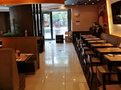 -必胜客(华都店)
