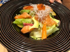 三文鱼牛油果沙拉-yokocho上横町·日本食街(深业上城店)