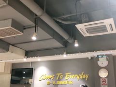 大堂-木屋烧烤(岗顶二店)