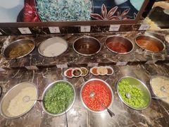 -黑金·寻焰自助百汇(中街店)