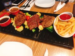 -必胜客(百联又一城店)