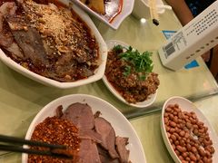 -曾牛肉