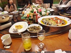-一江水食府(后湖店)