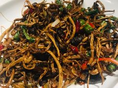 豆角茶树菇-闫府私房菜·百年鲁菜(恒隆店)