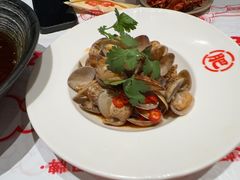 -肥肥虾庄·金牌油焖大虾(杨园滨江时代walk店)
