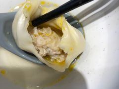 -馋三尺蟹粉小笼(人民广场店)