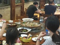 -绿雅居原生态农庄(小涌店)