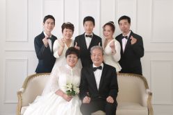 -时光纪亲子全家福照相馆(静安店母女写真父母纪念照)