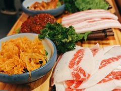 -明洞阿姨·韩式酱蟹烤肉·创意料理(三元桥店)