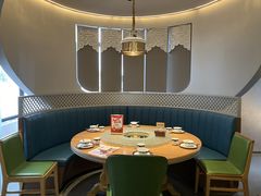 -娜仁图雅蒙古美食村(33小镇店)