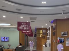 -雅悦齿科(顾村公园店)