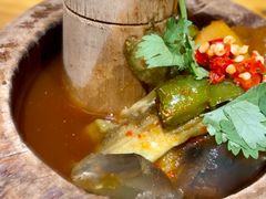 -老滇山寨•云南特色菜•地方菜•民族风情歌舞表演(金碧店)