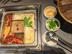 -巴奴毛肚火锅(悠唐购物中心店)
