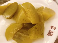 酸黄瓜-华梅西餐厅(哈尔滨中央大街店)