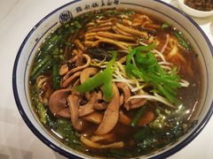 -镇南锅盖面馆(解放路店)