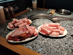 -阪尚皇·原切牛排·烤肉火锅自助(北京路店)