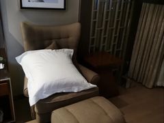 -武汉光谷广场杨家湾地铁站怡程酒店