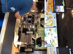 -麦当劳(健德桥得来速店)