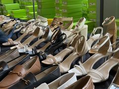 -广州周大福金融中心