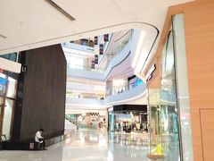 -LuOne凯德晶萃广场(徐家汇路店)