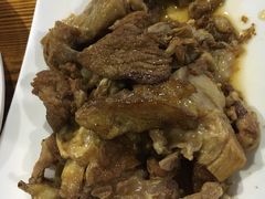 -五指山生态小黄牛(皮皮虾海鲜广场店)