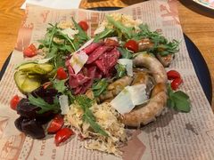 -JINNS锦时 steak&pizza(浸信会礼拜堂旧址店)