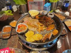-悟能八戒烤肉自助(秦隆步行街店)