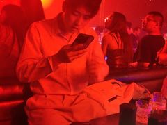 -简奥斯汀·赫本酒吧