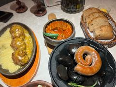 俄式传统肉饼配土豆泥-俄士厨房(环球港店)