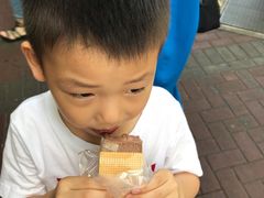 -詹爷爷乌节路街头冰淇淋