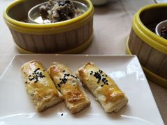 蜜汁叉烧酥-希尔顿酒店-豫园中餐厅