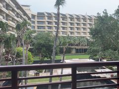 -亚龙湾喜来登·美景台大堂吧