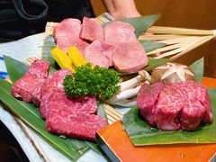 厚切拼盘-炼火烤肉店