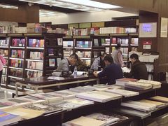 -新华书店(新街口旗舰店)