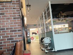 -豪客嘉族·麦尼顿西餐厅(乐福天下店)