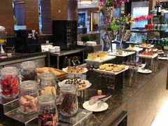自助取餐区-新港湾大酒店-西餐厅