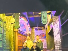-荒岛实景沉浸密室(江汉路1店)