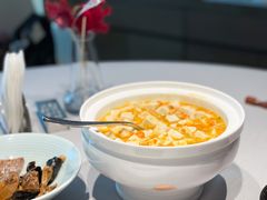 蟹粉豆腐-屋里厢上海菜馆