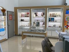 -大连何氏眼科医院