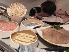 -海底捞火锅(珠影星光城夜宵主题店)