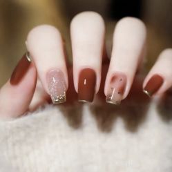 -悦指间美甲美睫