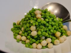 鸡头米拌小蜜豆-新荣记(南京西路店)